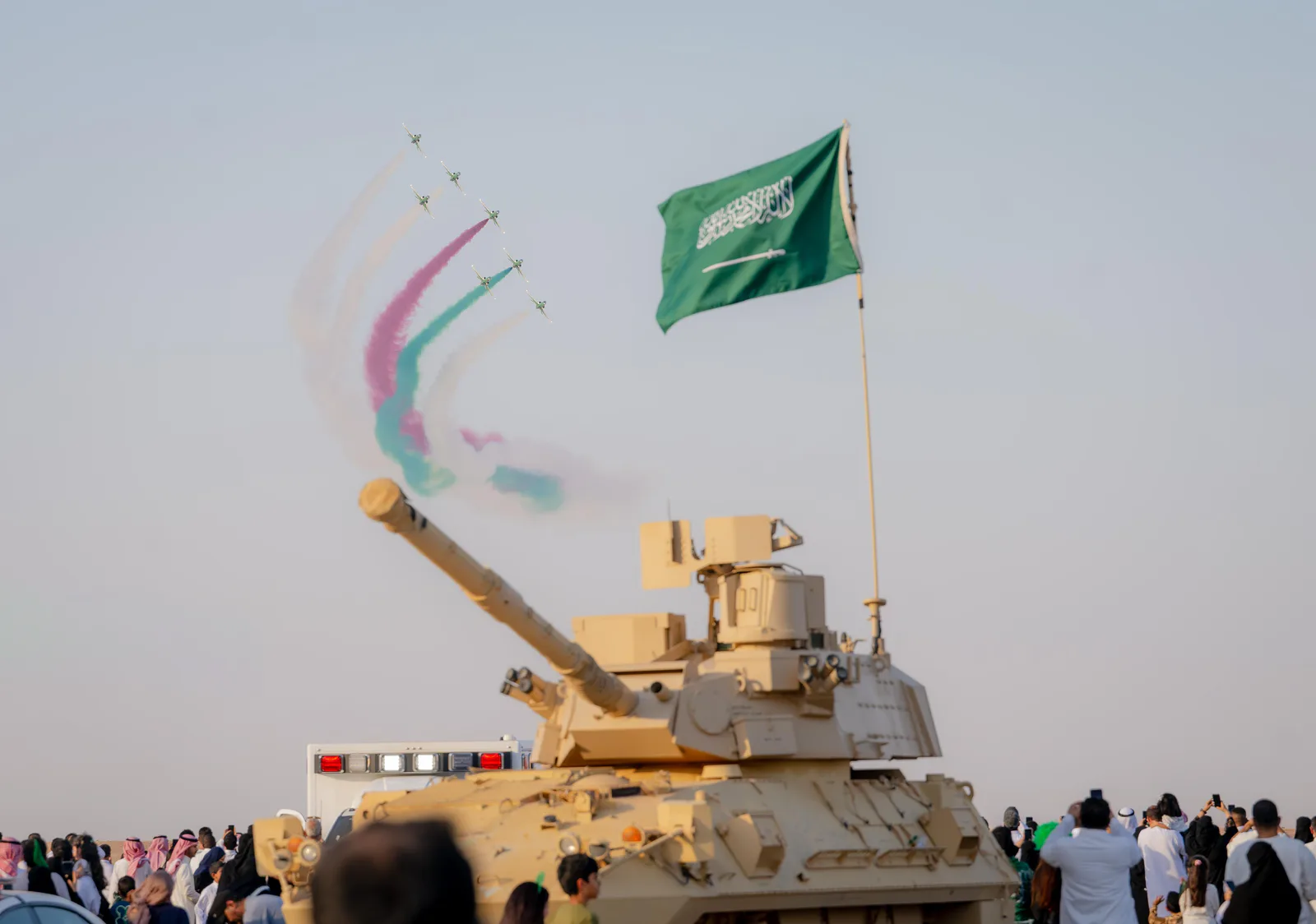 صورة من الألبوم