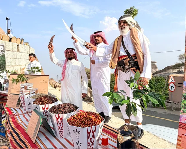صورة من الألبوم