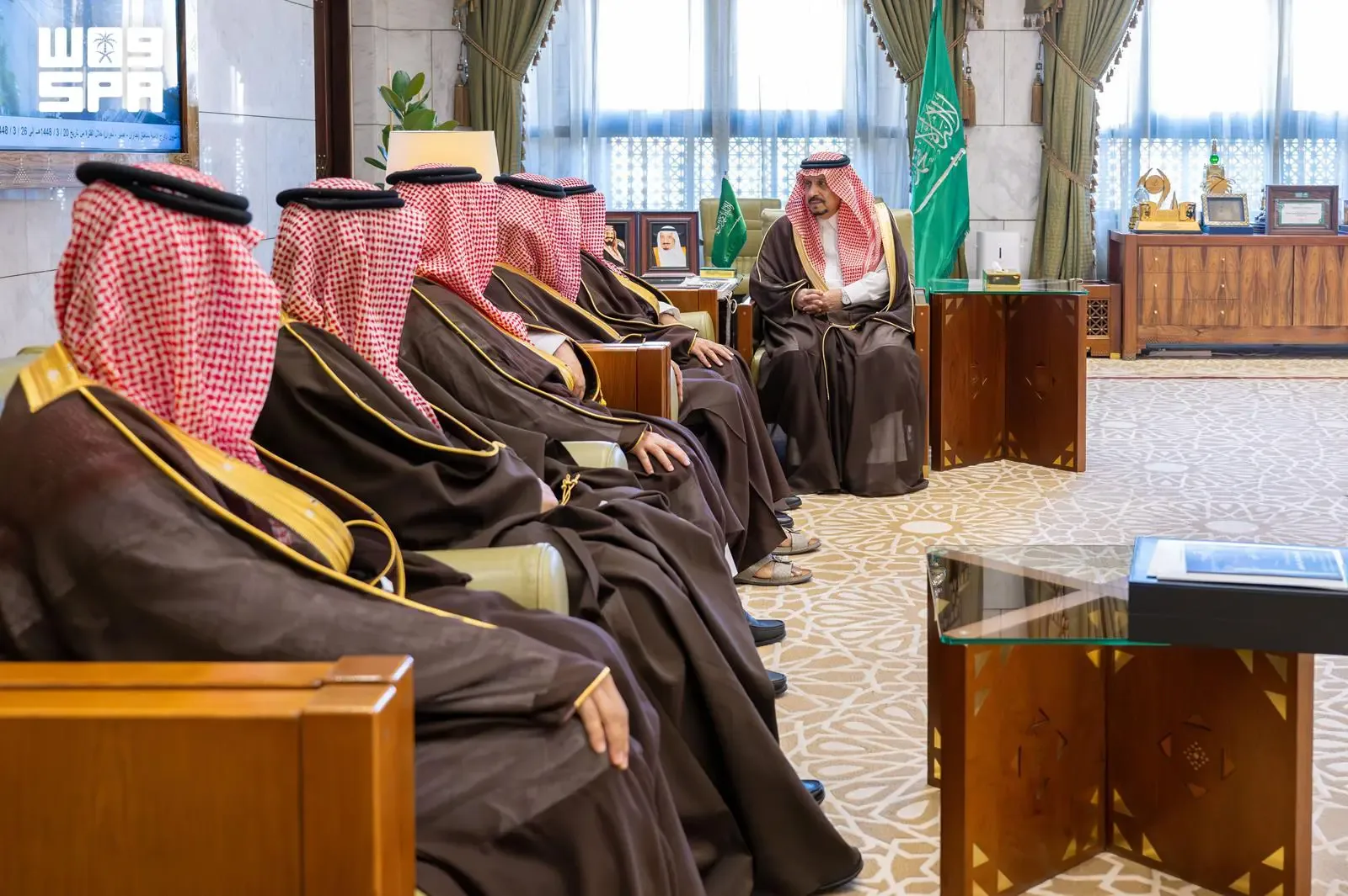 صورة من الألبوم