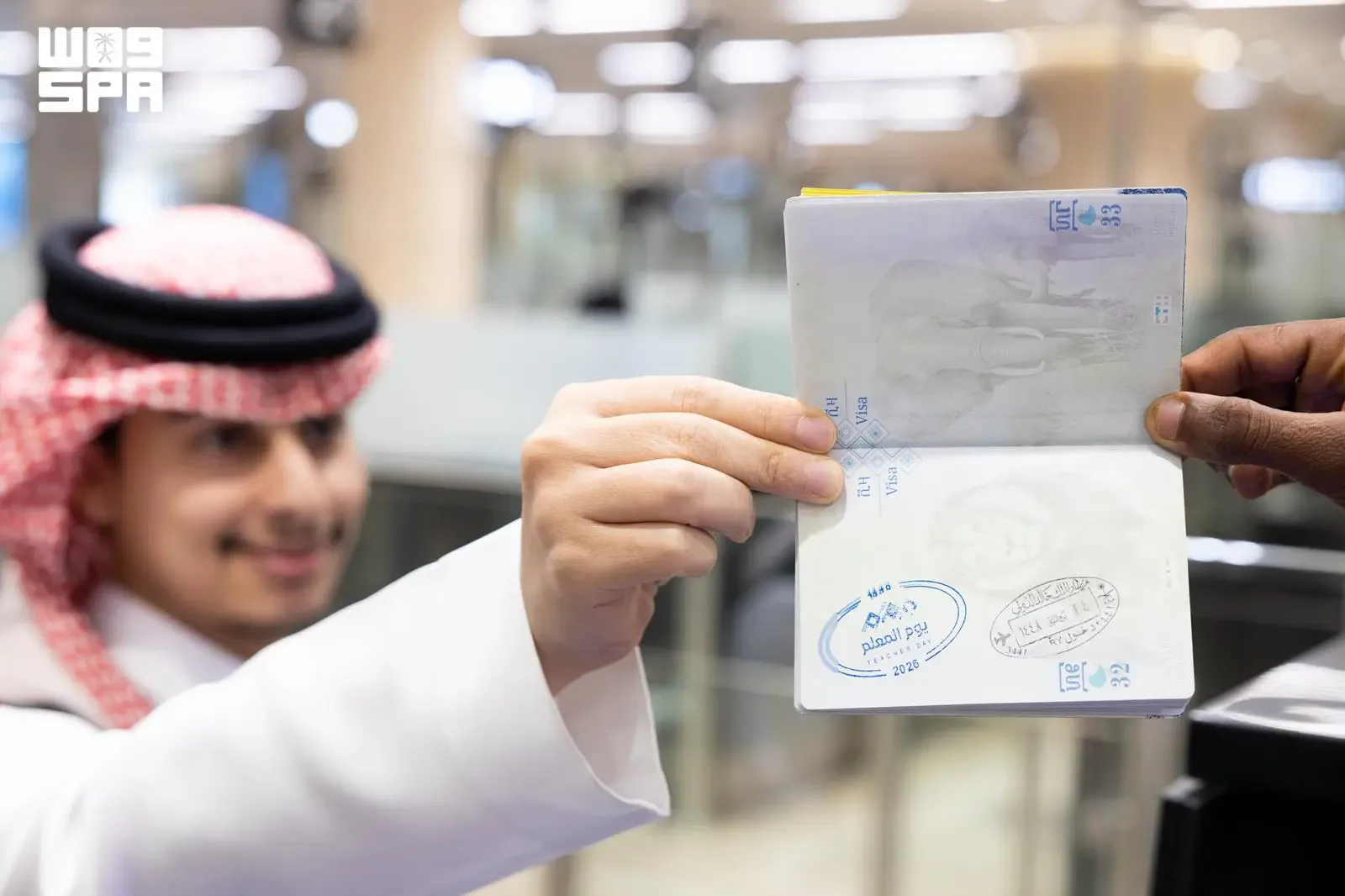 صورة من الألبوم