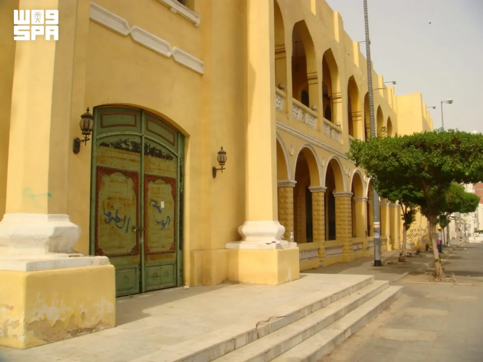 صورة من الألبوم