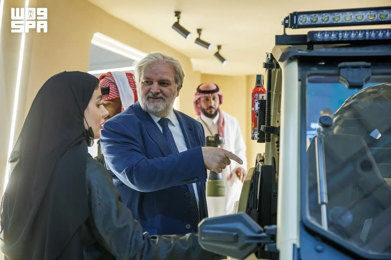 صورة من الألبوم