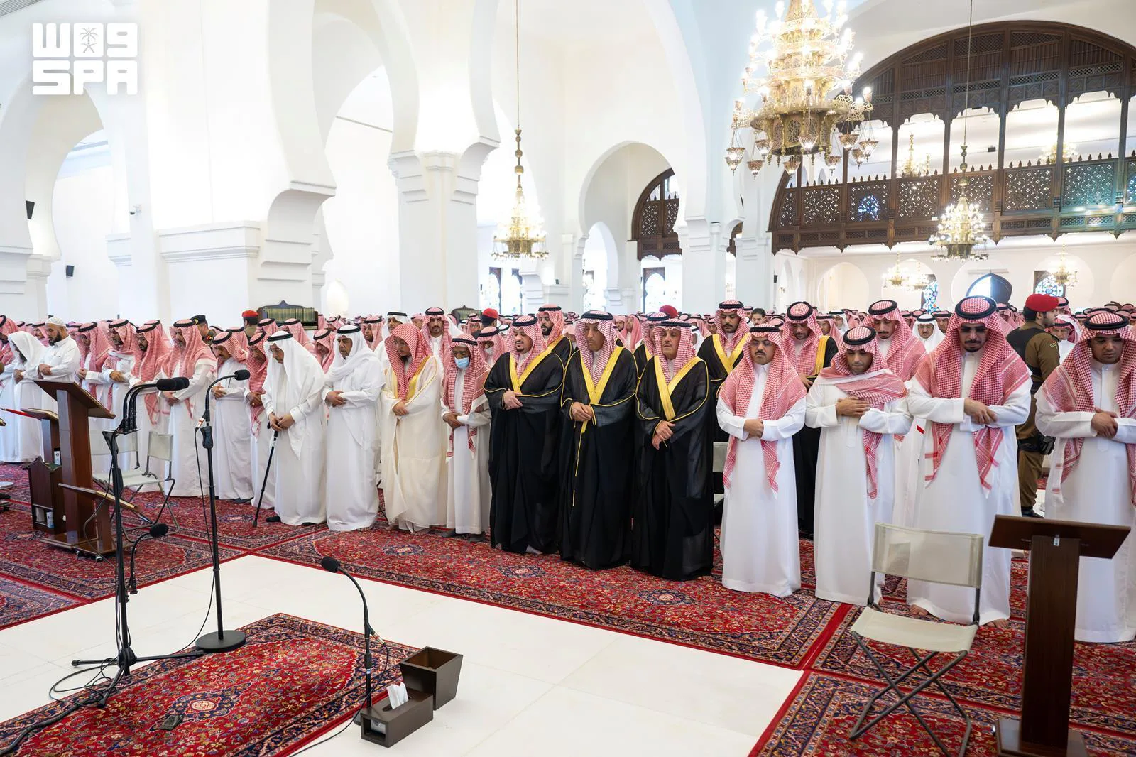 صورة من الألبوم
