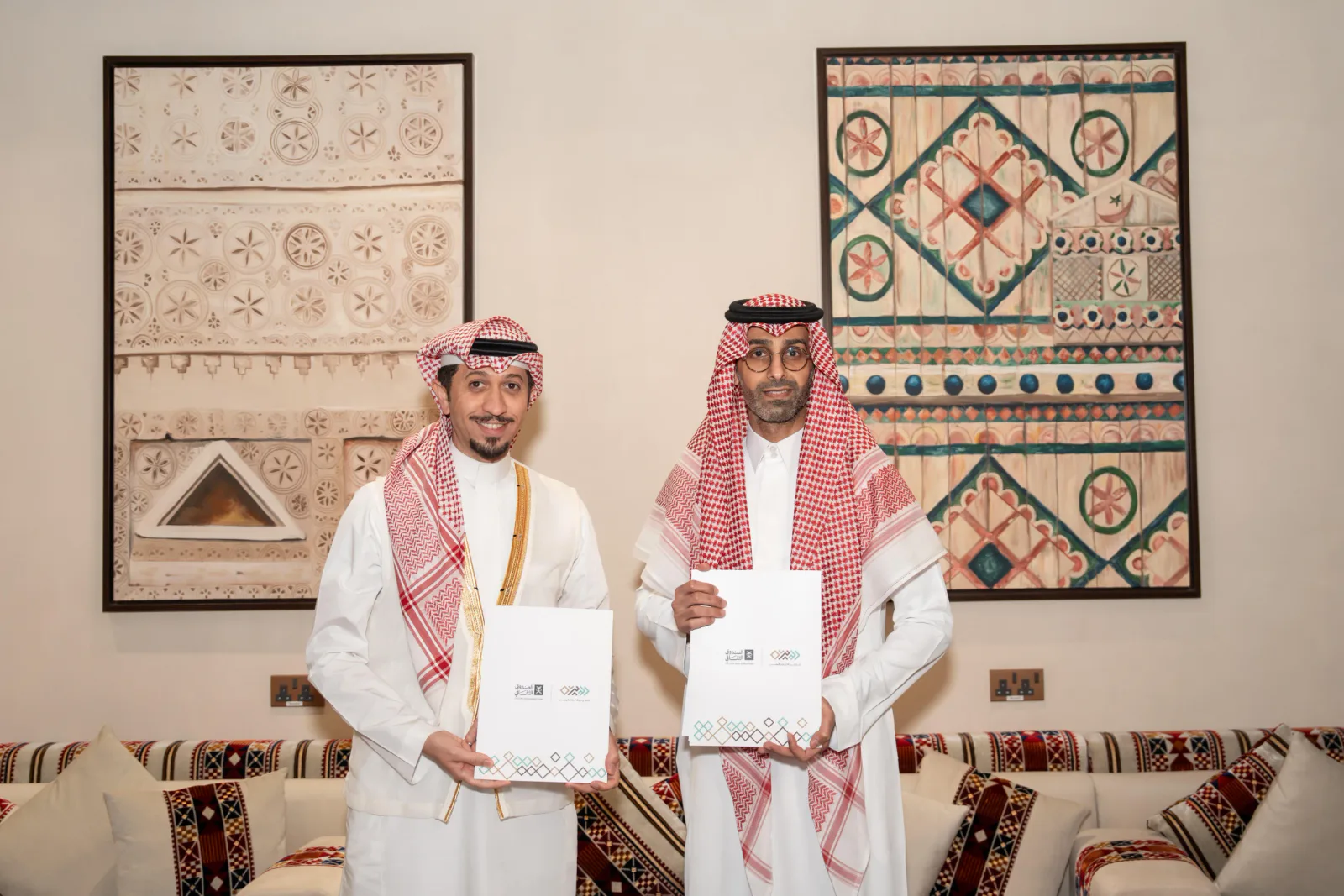 الصندوق الثقافي وشركة الديرة للتطوير يوقّعان مذكرة تعاون لتمكين المشاريع الثقافية