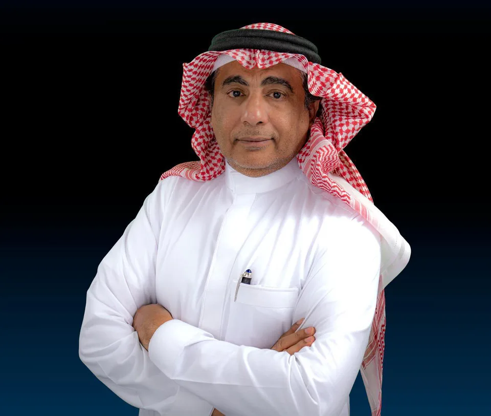 مصور سعودي يفوز بجائزة عالمية في أنقرة عن صورة «صناعة العقال»
