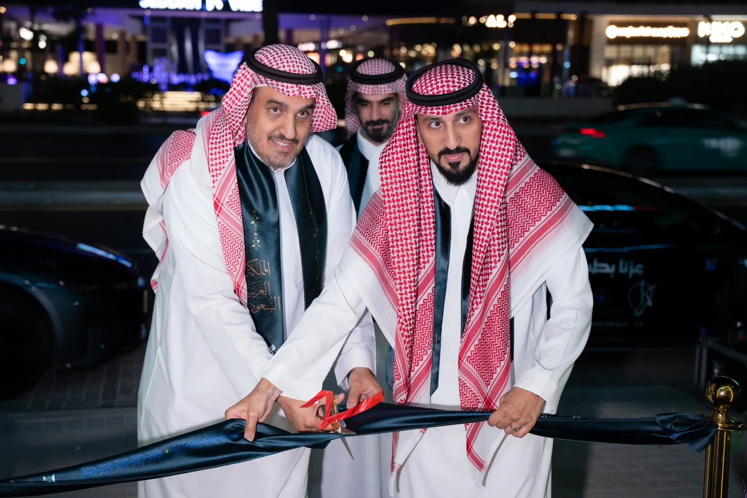 صورة من الألبوم
