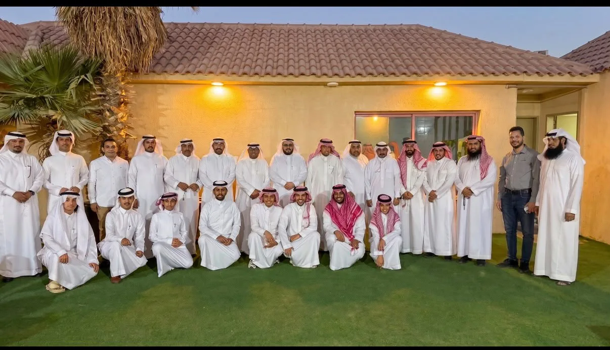صورة من الألبوم