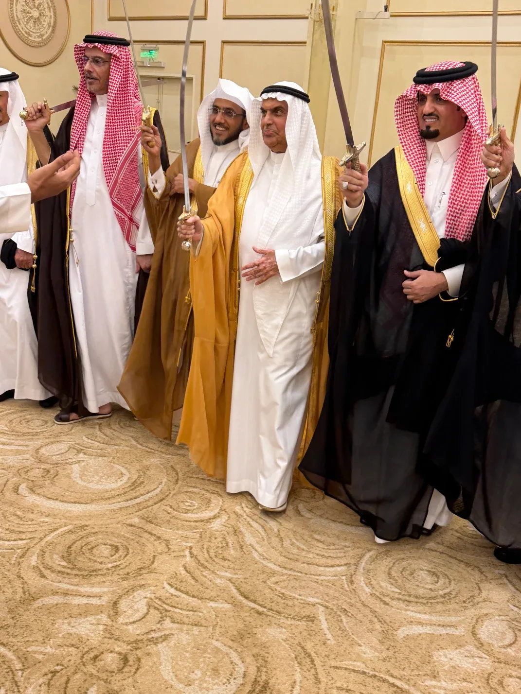 صورة من الألبوم