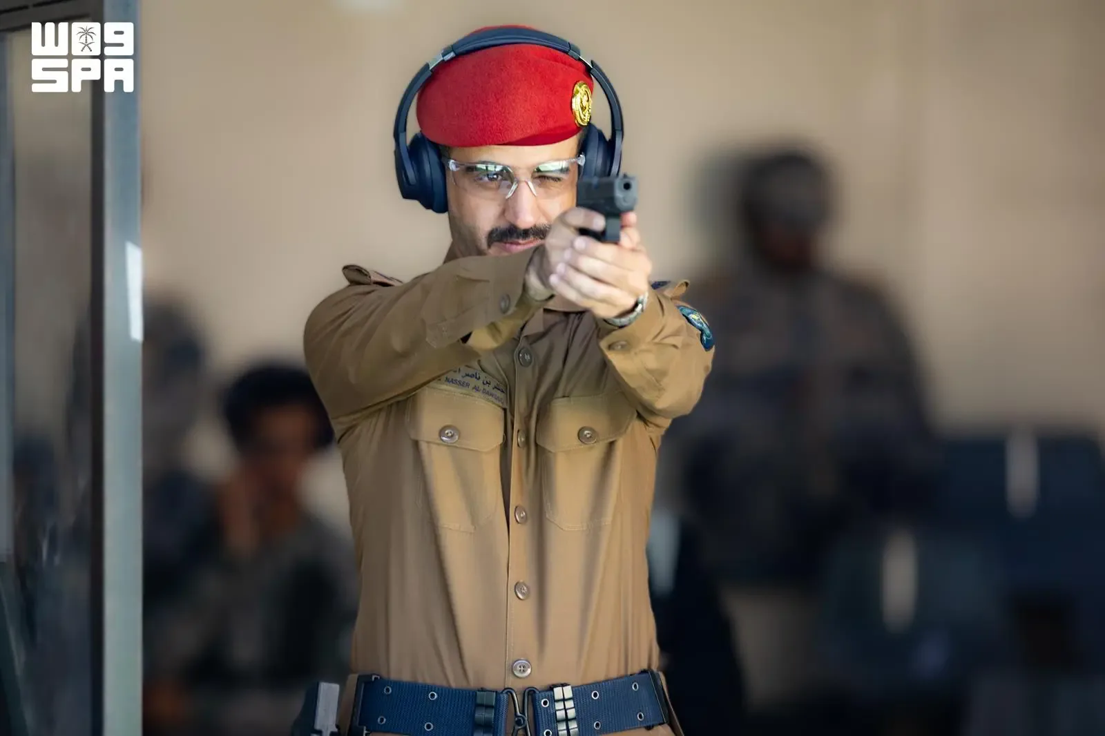 صورة من الألبوم